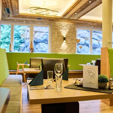Aparthotel Kleinwalsertal Миттелберг Экстерьер фото
