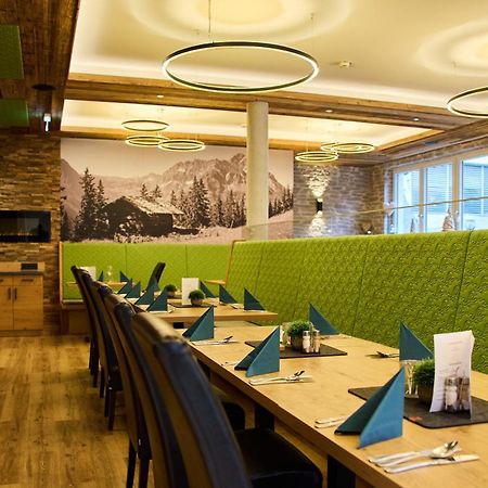 Aparthotel Kleinwalsertal Миттелберг Экстерьер фото