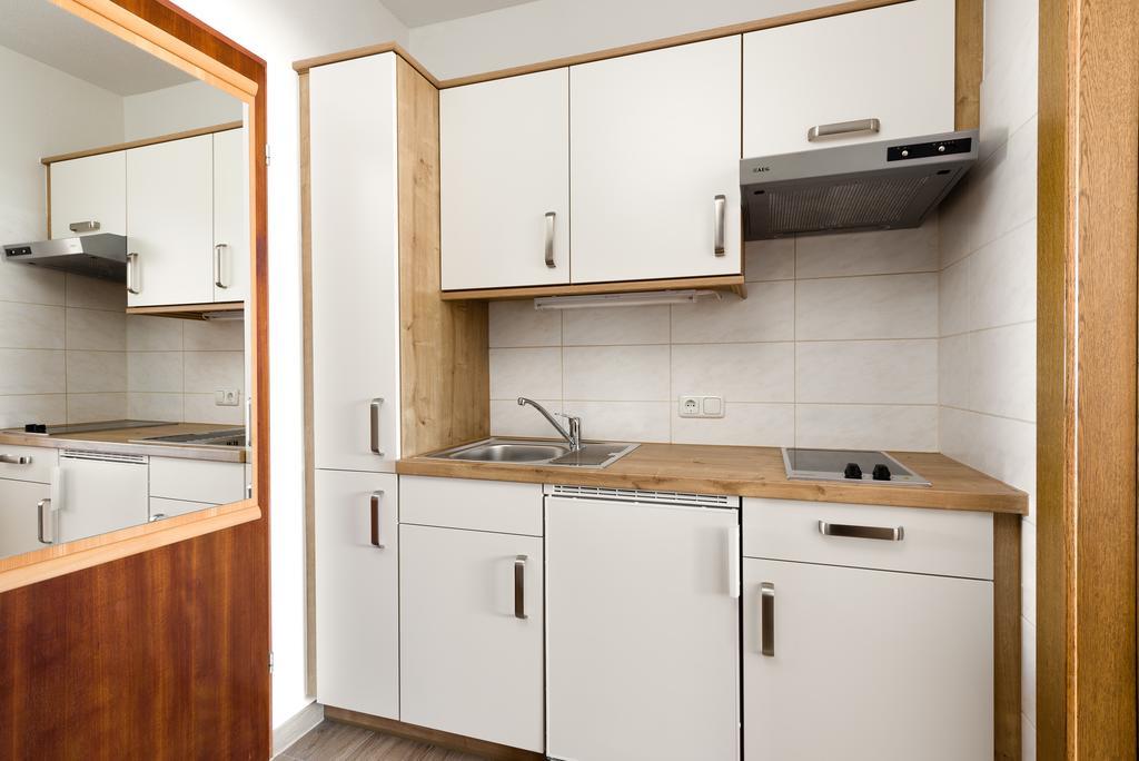 Aparthotel Kleinwalsertal Миттелберг Экстерьер фото