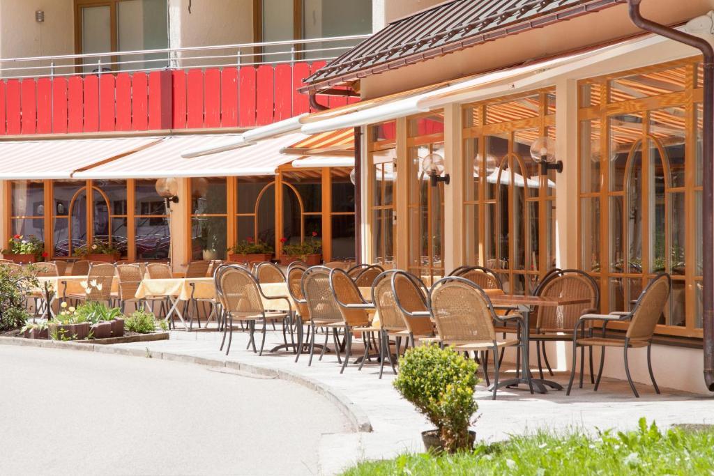 Aparthotel Kleinwalsertal Миттелберг Экстерьер фото