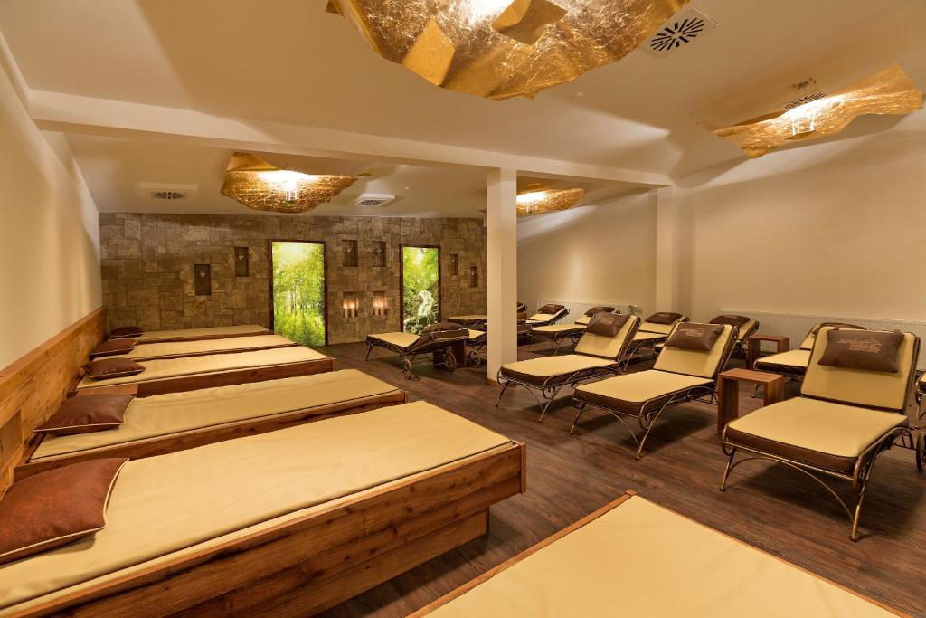 Aparthotel Kleinwalsertal Миттелберг Экстерьер фото